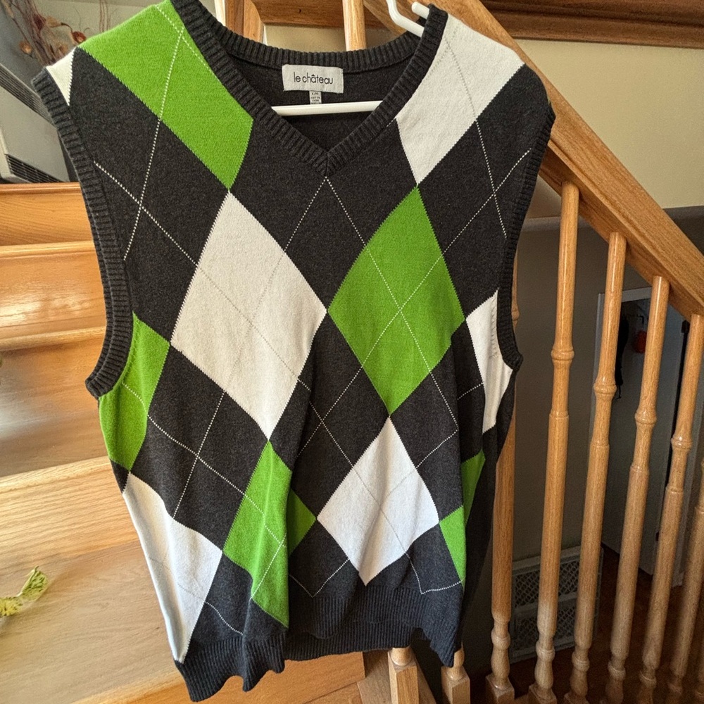 Le Chateau Charcoal Gray Sweater
